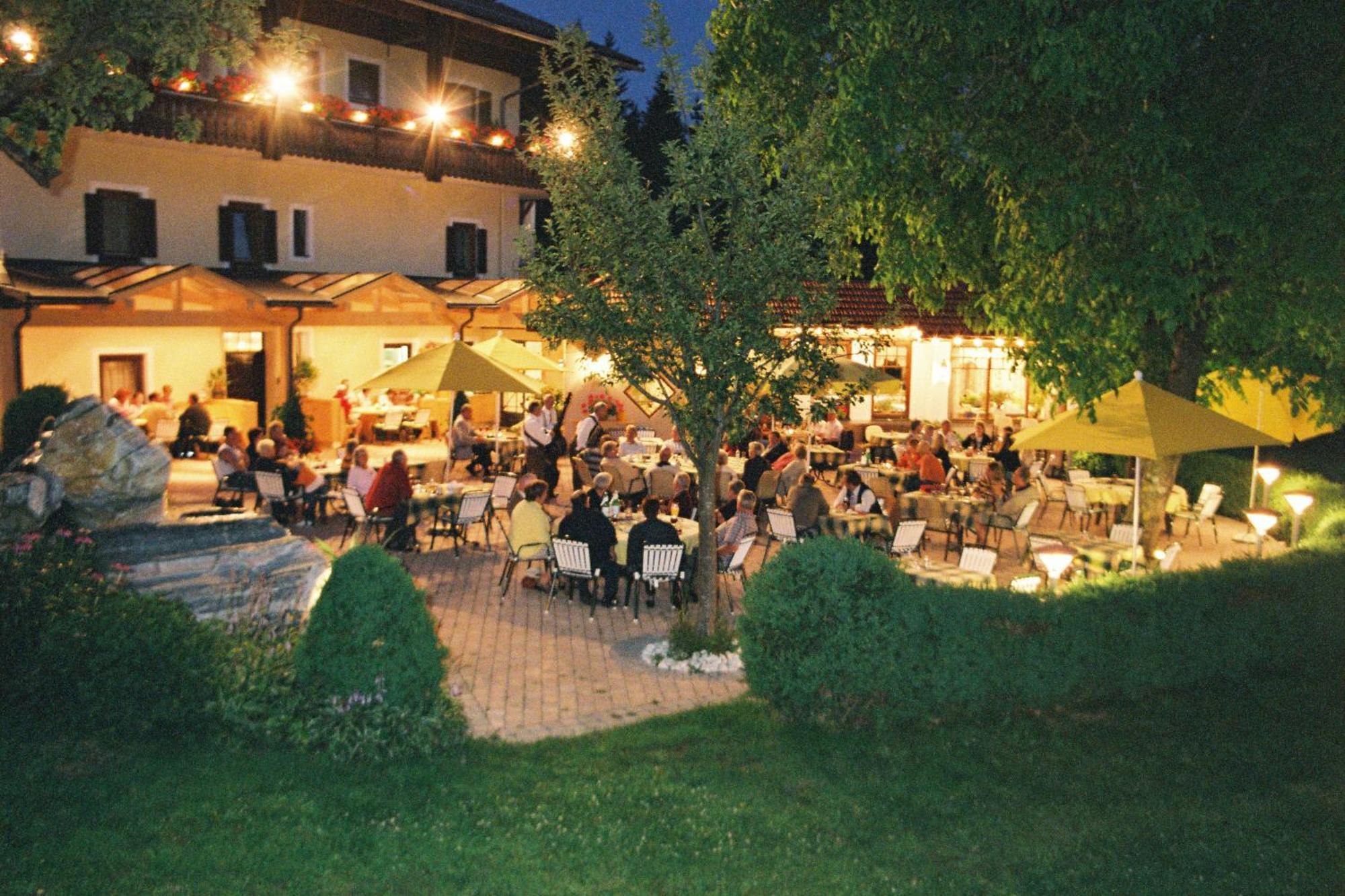 Hotel Landhof Simeter Gmbh Spittal an der Drau Εξωτερικό φωτογραφία
