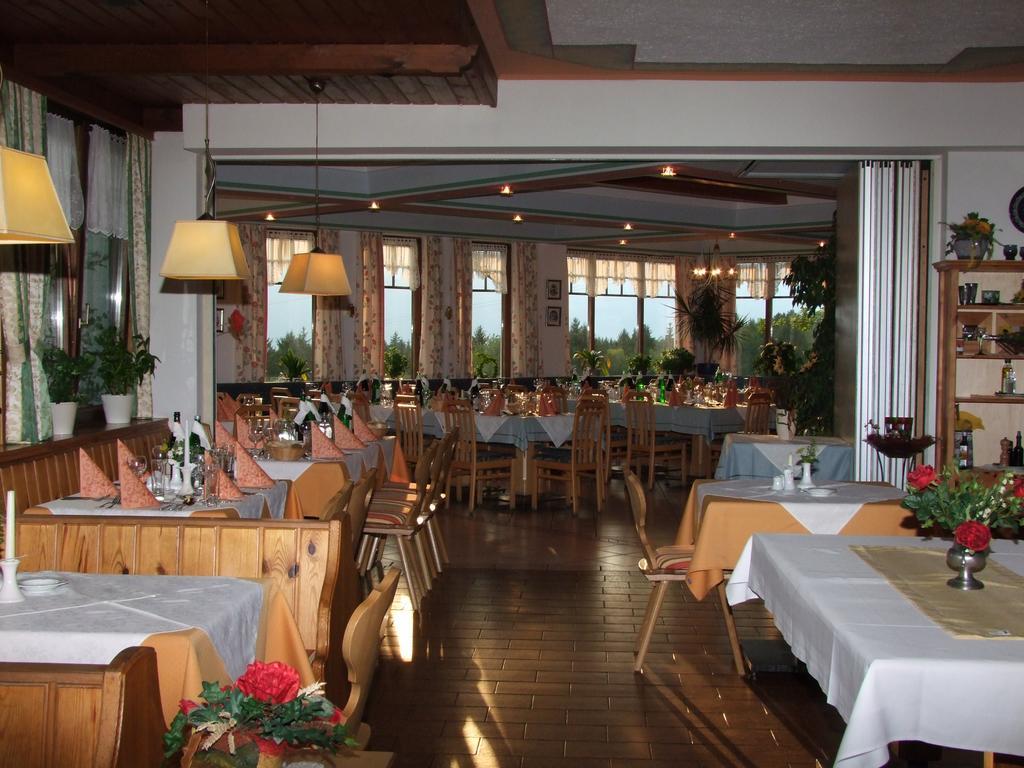 Hotel Landhof Simeter Gmbh Spittal an der Drau Εξωτερικό φωτογραφία
